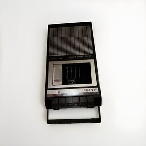 Sony Cassette Corder (TCM-858) Voice Recorder & Player Built‎ in mic Untested